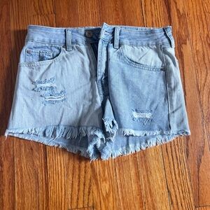 Light wash jeans that are stretchy size 5